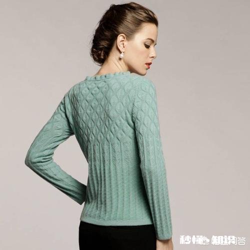 春季针织衫如何搭配的更干净