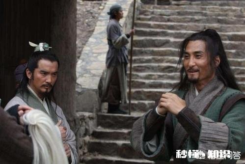 《水浒传》中，林冲为何杀王伦