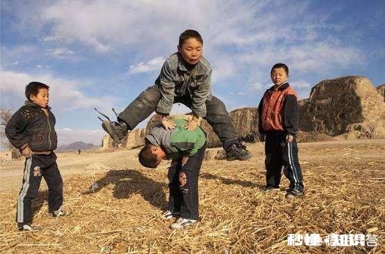 为什么农村爱情那么朴实，城市爱情却是圈套重重