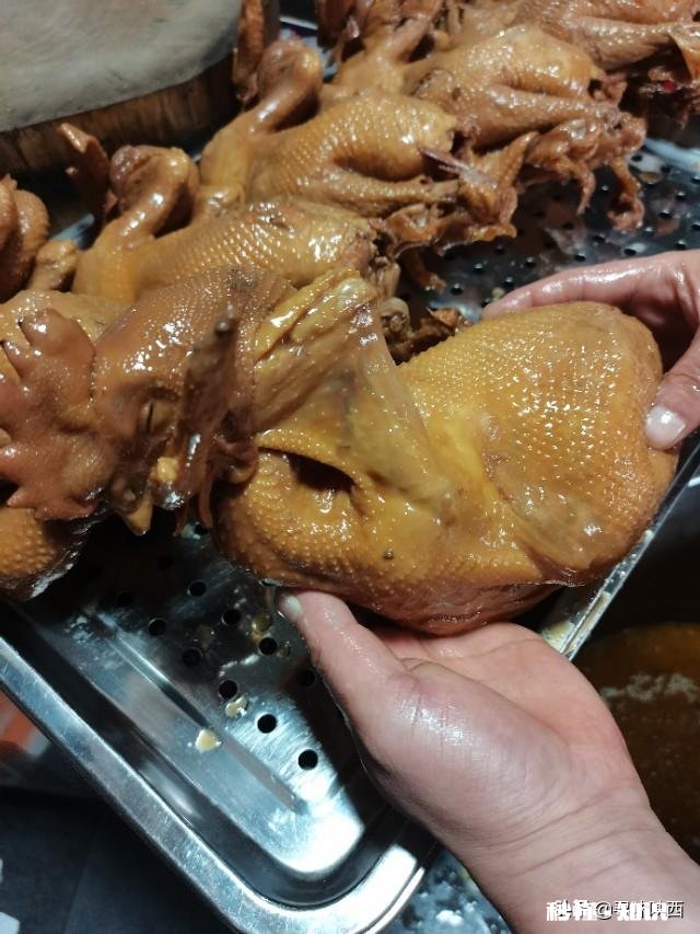 卤猪皮能放干黄酱吗