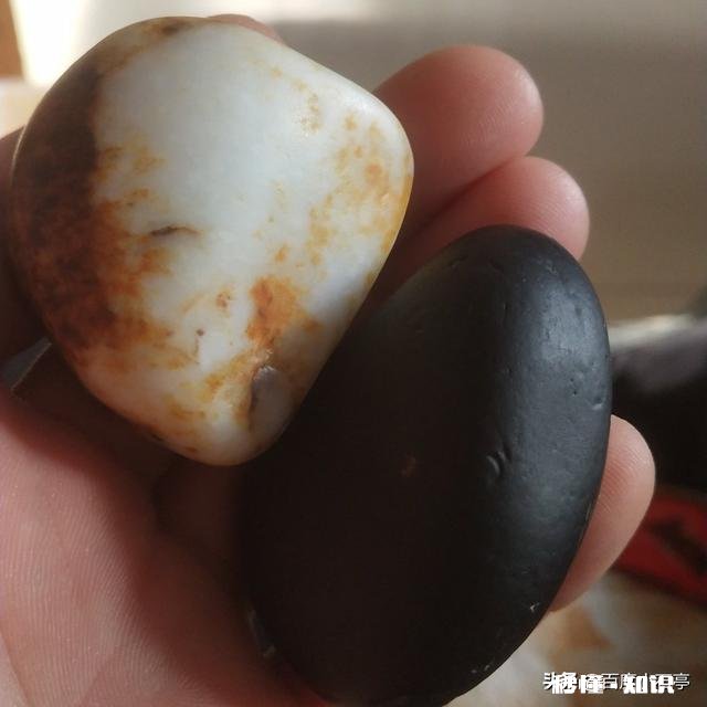 请大神帮忙看下这块料子