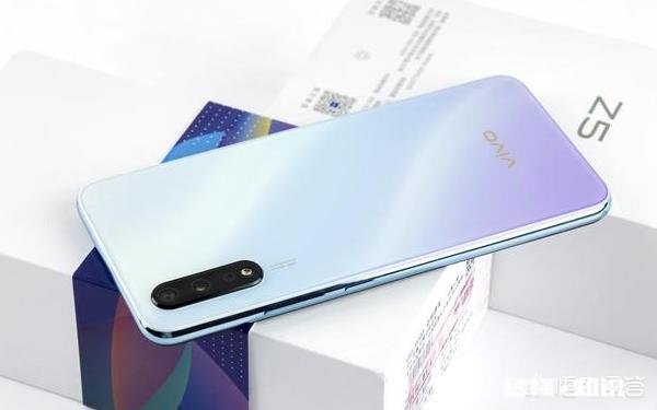 1200-1600买哪款手机好