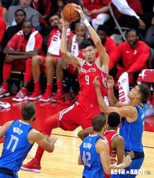 同为亚洲球员,哈达迪NBA生涯扣篮27次,那姚明和易建联呢