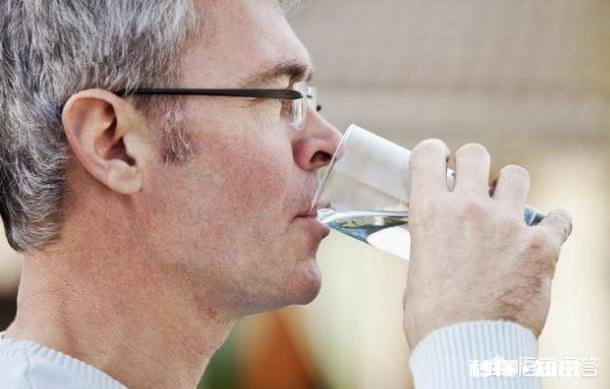 “脚部”出现哪些症状表明血糖可能已超标