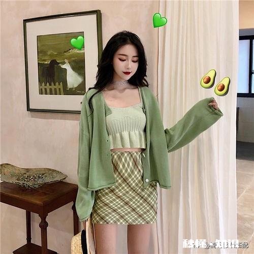 牛油果上衣，配什么好看