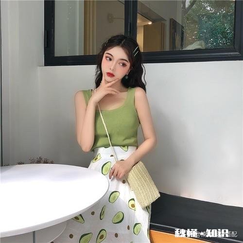 牛油果上衣，配什么好看
