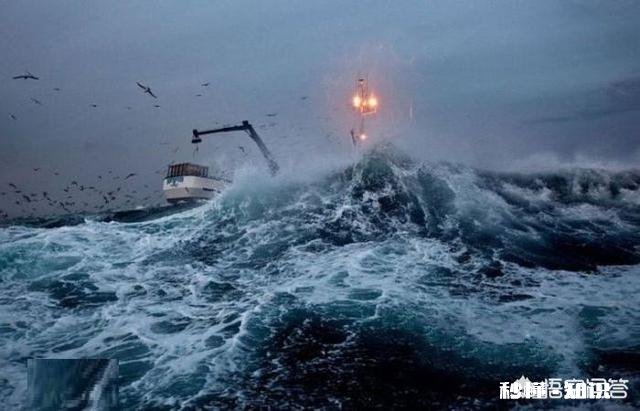 一年只需要工作一月或者只有十几天时间，工资能挣50万，你干不干绝对有这工作。
