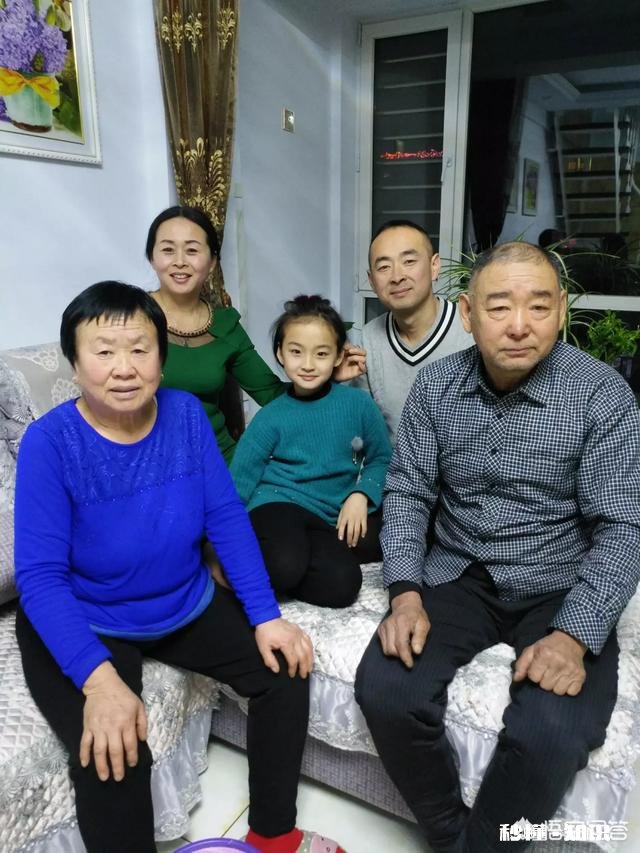 过年了，你会和家里人一起打牌吗都会做些什么