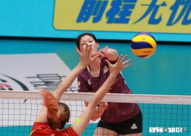 我是山东球迷，假如李盈莹转到山东打球，能拿冠军吗