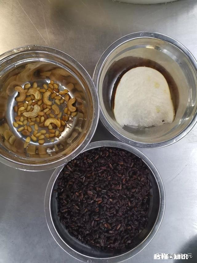 煮好的杂粮米饭有点硬怎么办