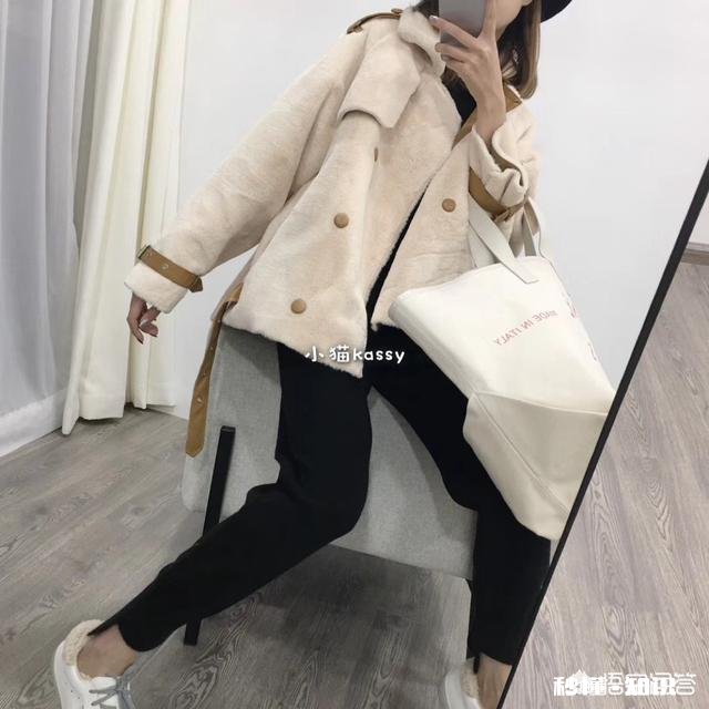 羊羔绒外套如何搭配保暖又有型