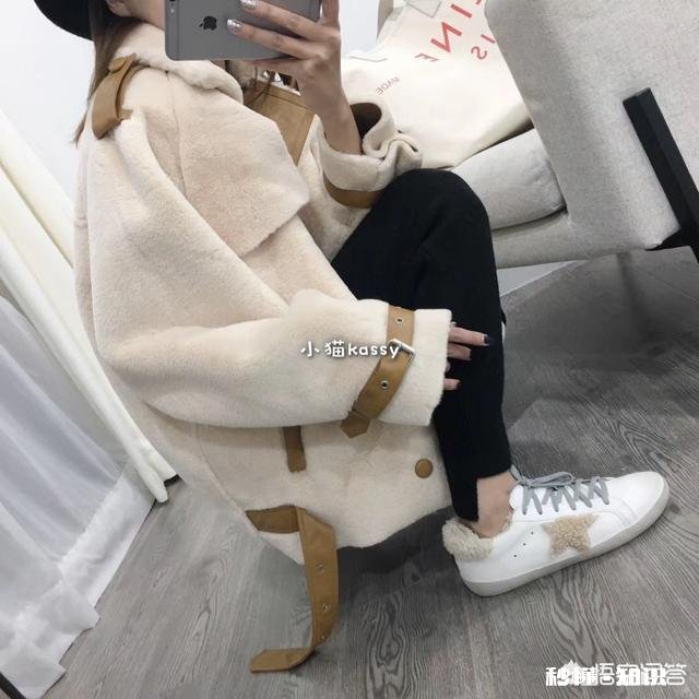 羊羔绒外套如何搭配保暖又有型