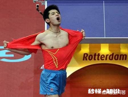 张本智和输球后接受中国记者采访，失声痛哭不甘心失败！你怎么看