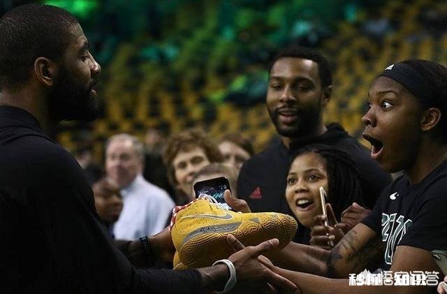 nba球星送鞋为什么不送鞋垫