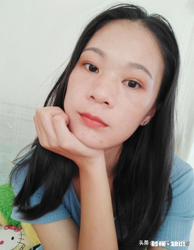 男朋友隐瞒学历，恋爱期间跟别的女生约会，还很大方的给花钱，现在决定分手，他说话极端不肯分手怎么处理