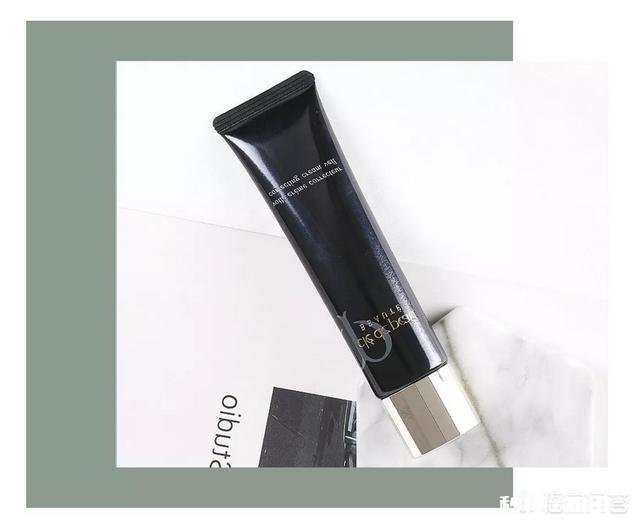 化妆的时候到底是先抹妆前乳还是先抹防晒