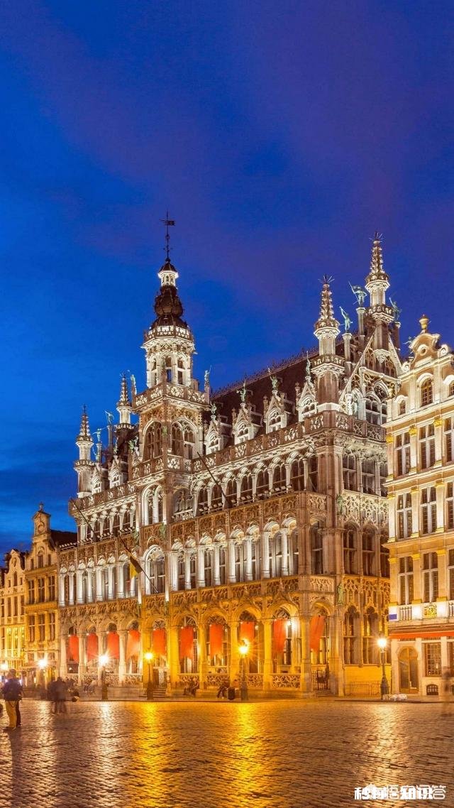 书法中，出锋的笔画是甩出来的吗