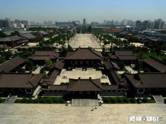 江南才子山东将，陕西只能埋皇上。谈谈你的看法