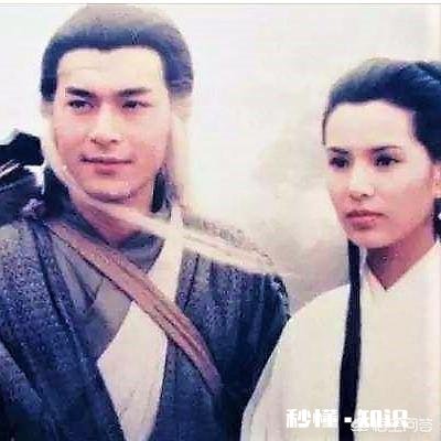 金庸小说《倚天屠龙记》中，主角张无忌的武力是否赶得上《神雕侠侣》中的新五绝