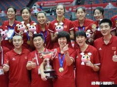 这届女排姑娘，有郎平太幸运了，对吗