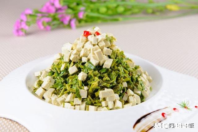 到了吃香椿的季节了，怎样吃更美味可口