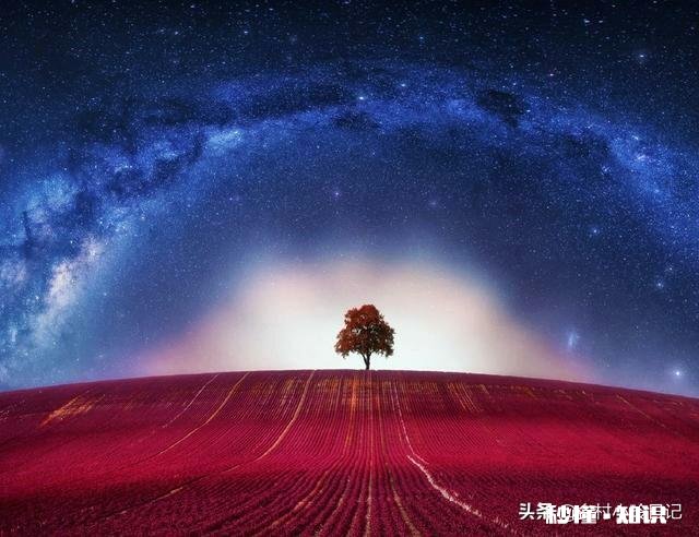 有人说“人在没钱时，会发现很多朋友都是假的，很多无奈都是现实”对此你怎么看