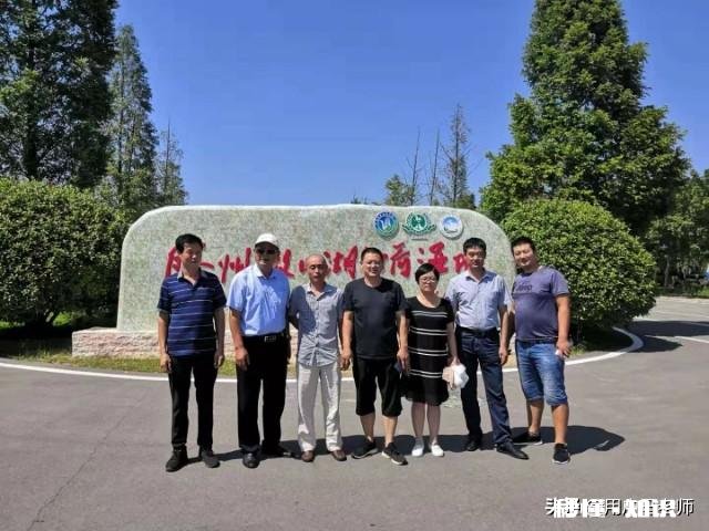 感谢我的后半生还有你疼我。这句话的含义是什么