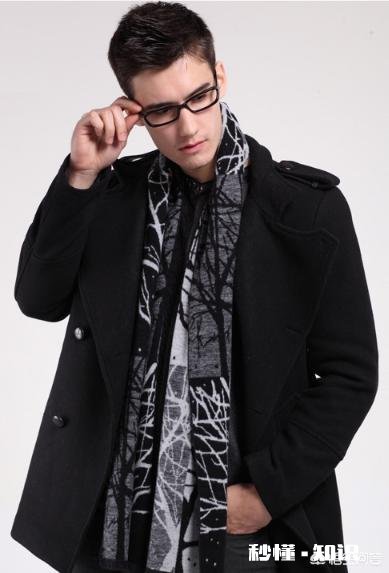 男生穿黑色外套搭配什么颜色围巾好看