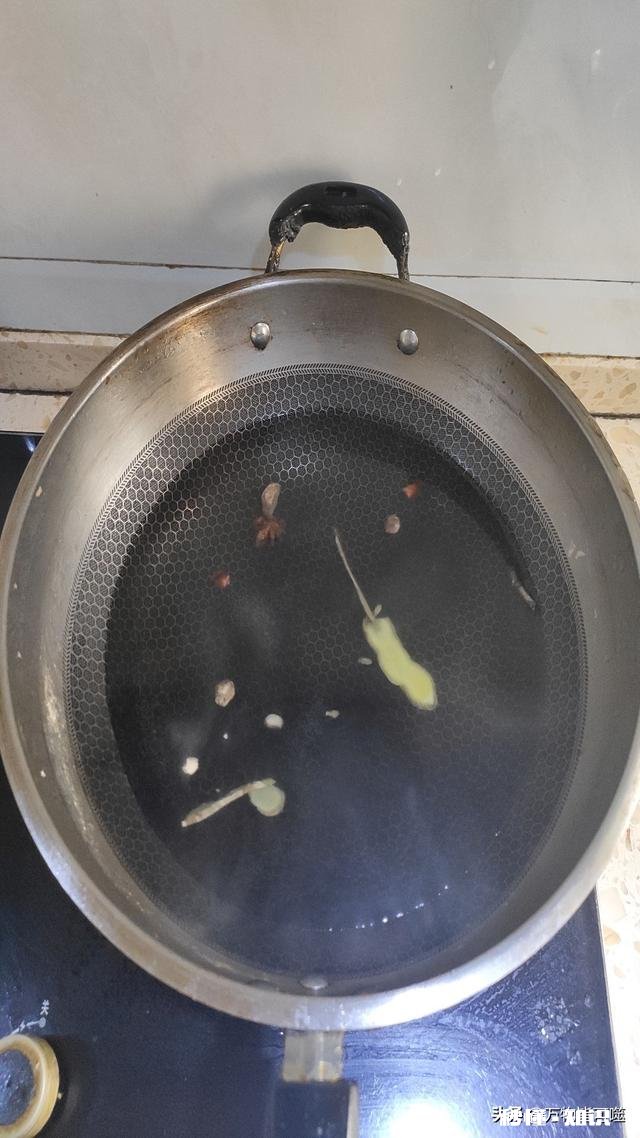 肥肠同什么搭配才更出彩