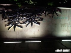 大学的爱情靠谱吗如果不靠谱，还值得谈一场轰轰烈烈的爱情吗