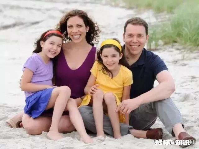 今天中午和大宝吵架了,觉得我向着妹妹,怎么和大宝解释啊