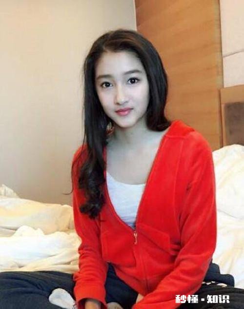 鹿晗和关晓彤算不算兄妹恋呢