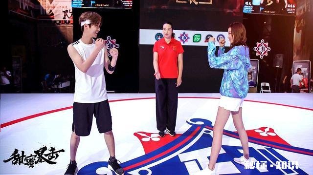 鹿晗和关晓彤算不算兄妹恋呢