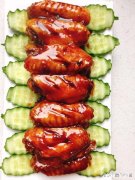 请问过节你们在家都做啥好吃的