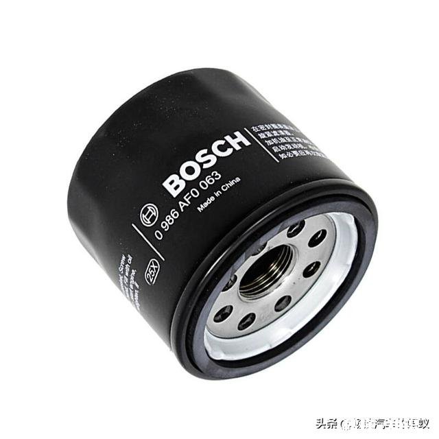 汽车保养换机油,安装机油滤芯时没有把机油滤芯里面加满机油,有影响吗