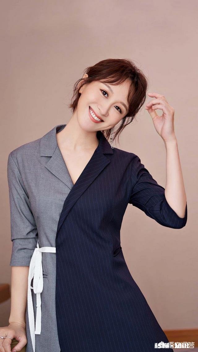 办公室怎么才能确定一个和所有人都熟的女孩喜欢我