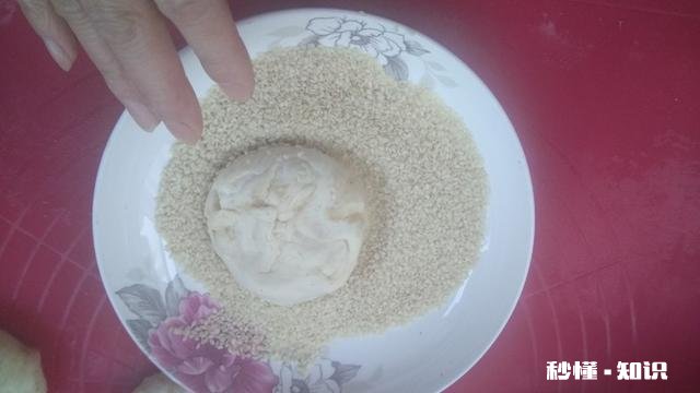 做烧饼芝麻怎么粘的牢固