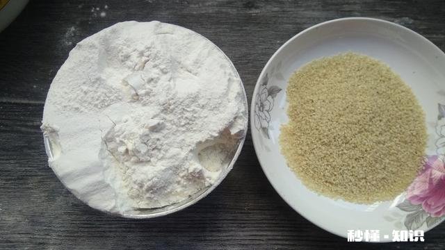 做烧饼芝麻怎么粘的牢固