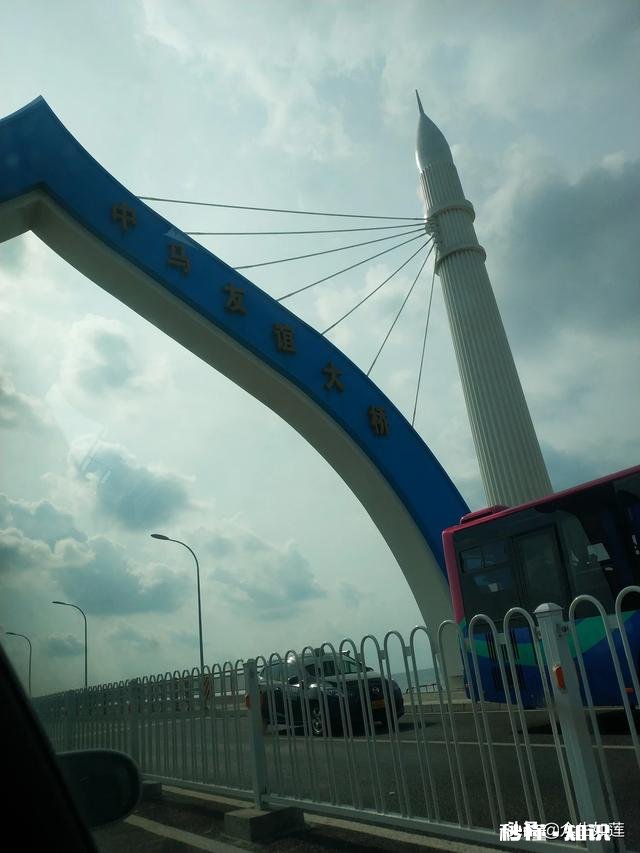 喜欢旅行的朋友，晒晒你在旅行途中遇到了哪些奇葩趣事