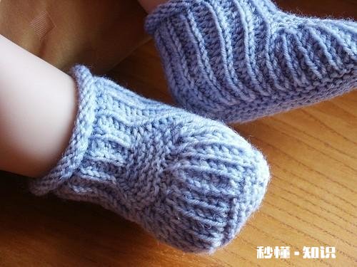 刚出生的宝宝不给穿袜子可以吗