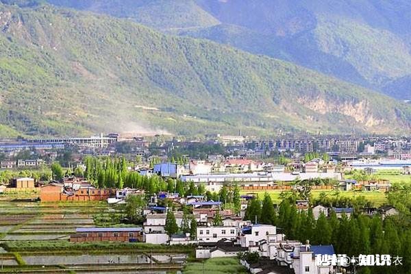 老爸有两百亩的甘蔗和30亩的果园现在想让我回来接手，要不要接