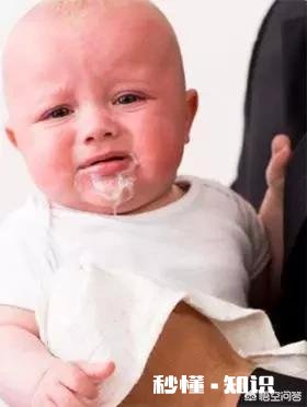 喂宝宝喝奶粉老是吐出来，各位宝妈有哪个牌子奶粉宝宝爱喝可以种草一下的呀太头疼了