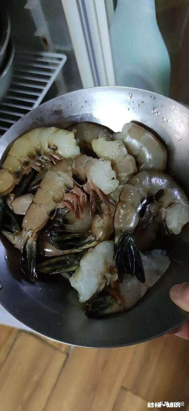 大虾都30多一斤,为什么有的虾仁才十几块一斤