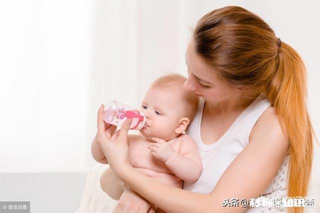 宝宝刚出生两个月，母乳喂养，总是坏肚子是怎么回事