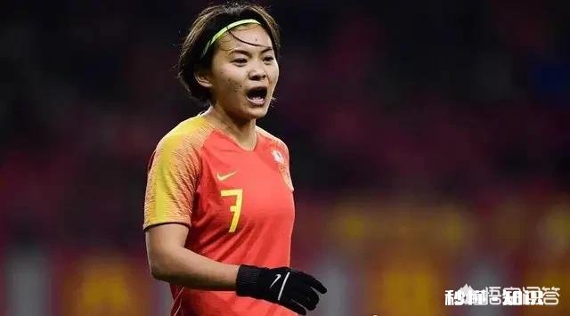 中韩女足赛爆发冲突：韩国队员故意踢人报复王霜，李影为王霜出头染黄，你怎么看