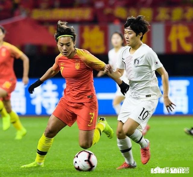中韩女足赛爆发冲突：韩国队员故意踢人报复王霜，李影为王霜出头染黄，你怎么看