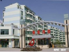 上联：房奴面笑心中苦，如何对下联