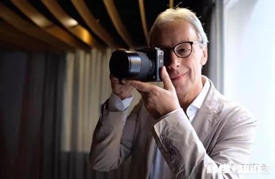 摄影不挣钱，我们该不该放弃摄影呢