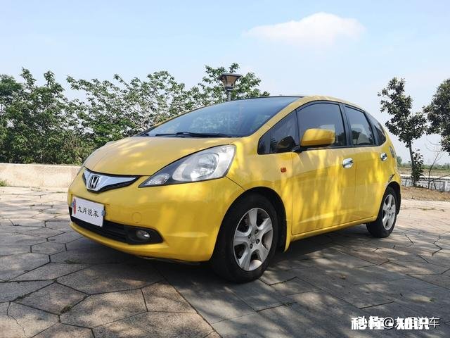 想把手动挡的赛欧卖了，买个5万多的二手车，自动挡省油的，推荐