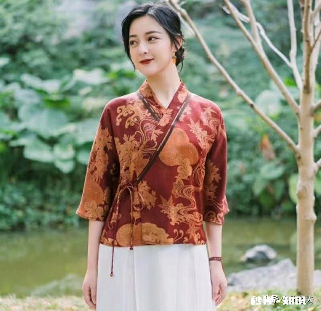 买的衣服与定制的衣服哪个合身好看